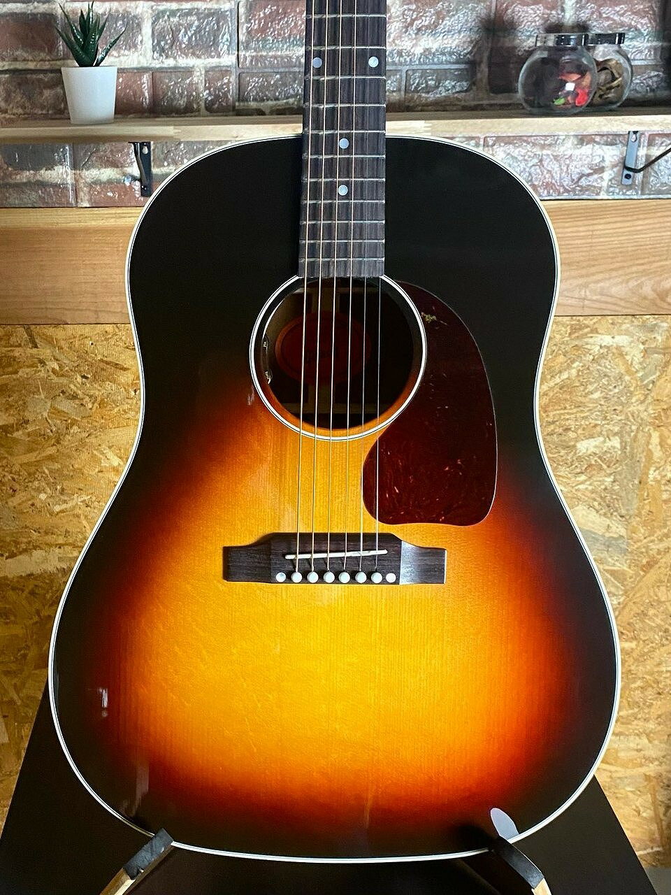 Gibson J-45 Red Spruce #22811081 【アディロンダックスプルースTop!】【名古屋店】