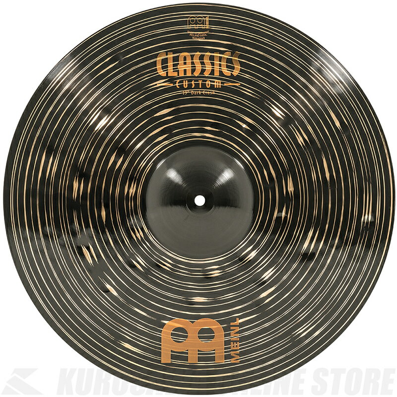 -Classics Custom Darkシリーズ- B12ブロンズ合金を使用し、コンピュータ制御によるハイテクな製造工程と特殊加工によるDarkフィニッシュ、追加のハンマリングとレイジング加工も施されています。 パワフルなアタックと明るいキャラクターをベースに、過度なブライトさをコントロールし、温かく豊かな倍音を纏わせたMEINLの技術が随所に見られる優れたシンバルです。 コストパフォーマンも非常に高く発売以来人気のシリーズで、製品ラインアップも広く様々なモデルが揃っています。 19"ダーククラッシュはフルレンジの鋭くラウドなサウンドが特徴です。