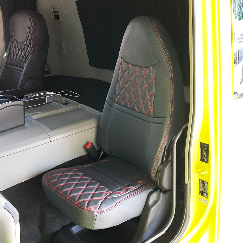 595385ジェットイノウエ COMBI車種別シートカバー助手席　17Sグレート　黒／黒糸