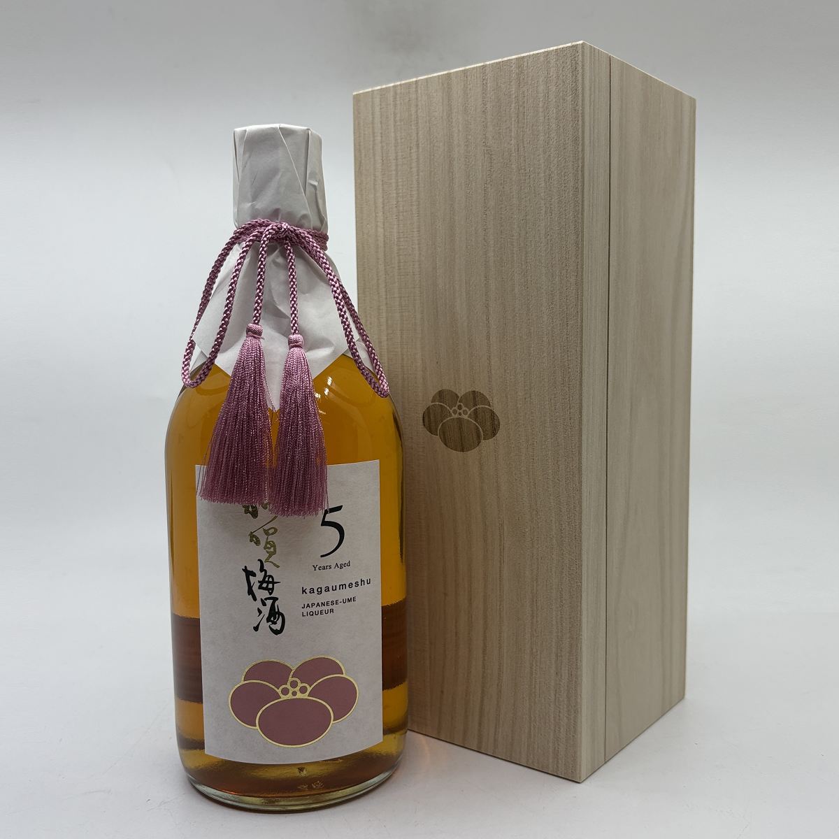 【送料無料】【特選】萬歳楽　加賀梅酒 五年熟成 720ml 桐箱入　15°　まんざいらく　かがうめしゅ　石..