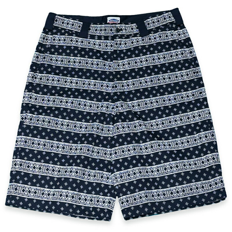 KUSTOMSTYLE カスタムスタイル FCSP0902NY "FACE CARD BANDANA" SHORTS バンダナショートパンツ COLOR*NAVY かなり前にRELEASEしていた BANDANA SHORTSを復刻 DICKIES 13inch SHORTSをサイジングのイメージに DICKIES 13inch SHORTSと比較し 総丈で約2CM短く 裾幅で2CM細めにORIGINAL MADE こちらのモデルは NAVYにWHITE BANDANA PRINT 画像着用サイズ 34 SIZE 32 ウエスト81CM 前股上35.5CM 股下28CM 総丈63CM ワタリ35CM 裾幅30CM SIZE 34 ウエスト87CM 前股上36CM 股下28CM 総丈63.5CM ワタリ36CM 裾幅31CM SIZE 36 ウエスト91CM 前股上37CM 股下28.5CM 総丈63.5CM ワタリ38CM 裾幅31CM SIZE 38 ウエスト97CM 前股上38CM 股下28.5CM 総丈65CM ワタリ38.5CM 裾幅32CM　