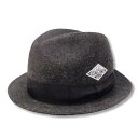 KUSTOMSTYLE カスタムスタイル KSHT1622HG "NEW STANDARD" LOGO WOOL HAT HEATHER GREY MADE IN JAPAN WOOL FEDRA HAT 素材感、形、硬さなど　一層し製作をしました SIZEは　M-約59.5CM L-約60.5CM L-SIZEはかなり大きめです ツバ約4cm、最大高さ約12.5cm(深さ約10cm)、帯幅約3.8cm,HAT前面の高さは約10CM メーカー希望小売価格はメーカーカタログに基づいて掲載しています。 カタログはこちら　