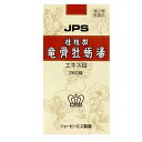 製品の特徴 桂枝加竜骨牡蛎湯は比較的体力がなく、神経過敏で興奮しやすい方の神経症、不眠症、小児夜泣き、眼精疲労などを改善します。精神を安定させ、不安や興奮などを緩和する働きがあります。 本剤は漢方処方である桂枝加竜骨牡蛎湯の生薬を抽出し、乾燥エキスとした後、服用しやすい錠剤としました。 使用上の注意 ■相談すること 1．次の人は服用前に医師、薬剤師又は登録販売者に相談してください 　（1）医師の治療を受けている人。 　（2）妊婦又は妊娠していると思われる人。 　（3）高齢者。 　（4）今までに薬などにより発疹・発赤、かゆみ等を起こしたことがある人。 　（5）次の症状のある人。 　　　　　むくみ 　（6）次の診断を受けた人。 　　　　　高血圧、心臓病、腎臓病 2．服用後、次の症状があらわれた場合は副作用の可能性がありますので、直ちに服用を中止し、この添付文書を持って医師、薬剤師又は登録販売者に相談してください ［関係部位　：　症状］ 皮膚：発疹・発赤、かゆみ まれに下記の重篤な症状が起こることがあります。その場合は直ちに医師の診療を受けてください。 ［症状の名称　　　　　：　症状］ 偽アルドステロン症、ミオパチー：手足のだるさ、しびれ、つっぱり感やこわばりに加えて、脱力感、筋肉痛があらわれ、徐々に強くなる。 3．1ヵ月位（小児夜泣きに服用する場合には1週間位）服用しても症状がよくならない場合は服用を中止し、この添付文書を持って医師、薬剤師又は登録販売者に相談してください 4．長期連用する場合には、医師、薬剤師又は登録販売者に相談してください 効能・効果 体力中等度以下で、疲れやすく、神経過敏で、興奮しやすいものの次の諸症： 　神経質、不眠症、小児夜なき、夜尿症、眼精疲労、神経症 効能関連注意 用法・用量 次の量を食前又は食間に水又はお湯にて服用してください。 ［年齢：1回量：1日服用回数］ 成人（15才以上）：4錠：3回 7才以上15才未満：3錠：3回 5才以上7才未満：2錠：3回 5才未満：服用しないこと 用法関連注意 （1）小児に服用させる場合には、保護者の指導監督のもとに服用させてください。 （2）食間とは食後2〜3時間を指します。 成分分量 12錠中 　　 成分 分量 内訳 桂枝加竜骨牡蛎湯乾燥エキス散 2.7g （ケイヒ・シャクヤク・タイソウ各2g、ショウキョウ0.5g、カンゾウ1g、リュウコツ・ボレイ各1.5g） 添加物 二酸化ケイ素，無水ケイ酸，カルメロースカルシウム(CMC-Ca)，ヒドロキシプロピルセルロース，ステアリン酸マグネシウム，トウモロコシデンプン 保管及び取扱い上の注意 （1）直射日光の当たらない湿気の少ない涼しい所に密栓して保管してください。 （2）小児の手の届かない所に保管してください。 （3）他の容器に入れ替えないでください。（誤用の原因になったり品質が変わることがあります。） （4）吸湿しやすいため、服用のつどビンのフタをよくしめてください。 （5）本剤は生薬（薬用の草根木皮等）を原料として使用していますので、製品により色調等が異なることがありますが、効能・効果にはかわりありません。 （6）本剤をぬれた手で扱わないでください。水分が錠剤につくと、錠剤表面が変色したり、亀裂を生じることがあります。 （7）使用期限を過ぎた製品は服用しないでください。 消費者相談窓口 会社名：ジェーピーエス製薬株式会社 問い合わせ先：お客様相談室 電話：045（593）2136 受付時間：9：00〜17：00（土、日、祝日を除く） 製造販売会社 ジェーピーエス製薬（株）会社名：ジェーピーエス製薬株式会社 住所：栃木県芳賀郡芳賀町芳賀台196-1 販売会社 剤形 錠剤 リスク区分 第2類医薬品　