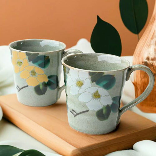 九谷焼 ペアマグカップ 金銀椿 おしゃれ ギフト 母の日 父の日 敬老の日 結婚祝い 贈り物 ペアセット ..