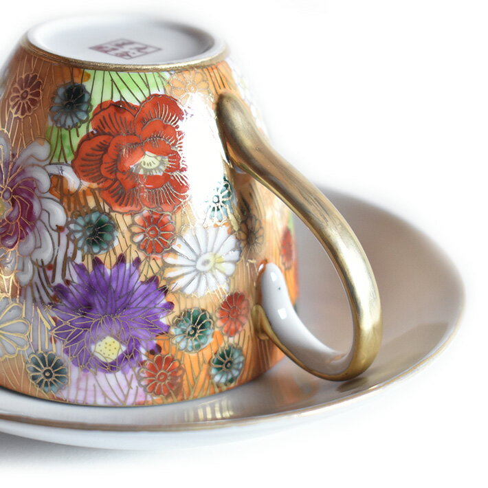 保証 素敵なご夫婦への贈り物 九谷焼 ペア コーヒーカップ ソーサー セット 花詰 陶器 和風 誕生日 銀婚式 結婚記念日 両親 妻 夫 ギフト お祝い プレゼント 新築祝い 贈り物 食器 友人 初回製造分 コーヒー お茶用品キッチン用品 食器 調理器具 Insolite