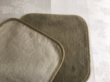 サウナマット おひとり様用 ダークグリーン 40×40cm【速乾】【吸水】【サウナ】【バス用品】