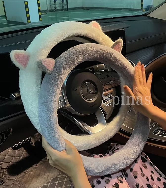 可愛いデザインで愛車に遊び心をプラス！選べる5種類 エコファー ハンドルカバー 普通車 車用 カバー 耳付き 簡単装着 ステアリングカバーファー 暖かい 秋冬 おしゃれ 車用品 カー用品 シートカバー 内装パーツ