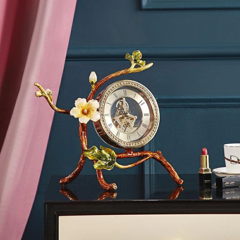 置き時計 ライトラグジュアリースタイル エナメル デスククロック リビングルーム 遠近ギア シッティングクロック デスクトップデコレーション デスククロック クリエイティブ パーソナル 装飾品 イケメンオーナメント 新築祝い 結婚祝い 寝室