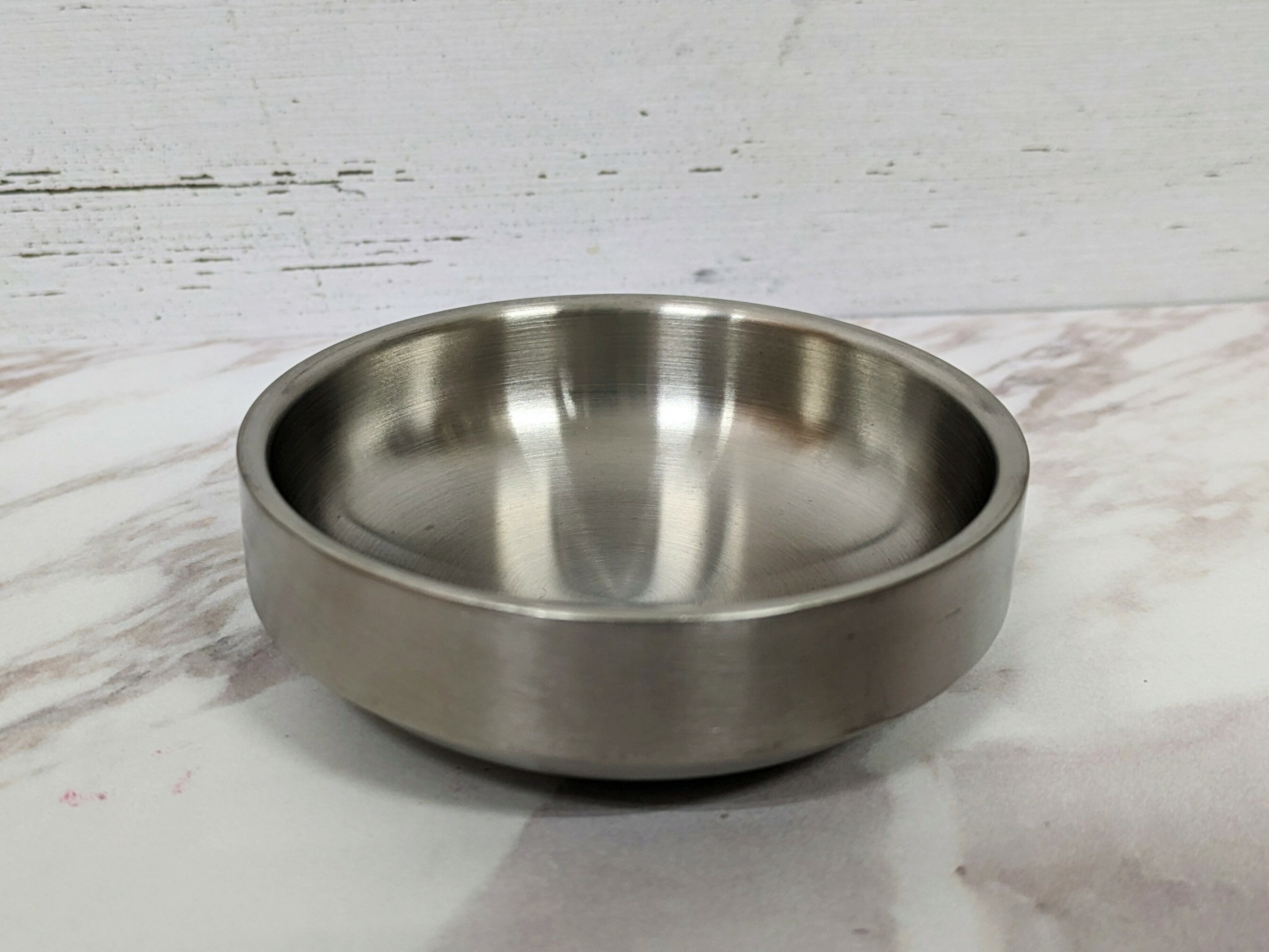 韓国食器 9cm ステンレス 小皿 二重椀 お皿 丸型 韓国式 おしゃれ ステンレス椀 保温食器 スタック皿 シルバー 2重 茶碗 かわいい キムチ 前菜 可愛い TDIオリジナル 円形 おかず皿 韓国 器 韓国器 食器 カフェ キャンプ 韓国料理 業務用 合羽橋 kwtdi-10022708 かっぱ橋 キッチンワールドTDI サンプル画像2