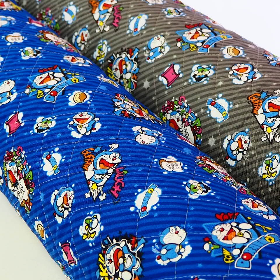 持越品　値下げ　キャラクター生地 布 キルティング生地 ドラえもん 19DR−002R 2020年 入園入学 商用利用不可のサムネイル