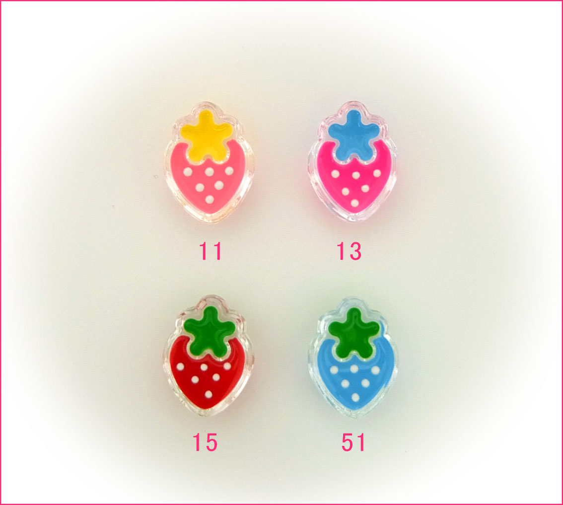 いちご型ボタンGR1256 約32×23mm