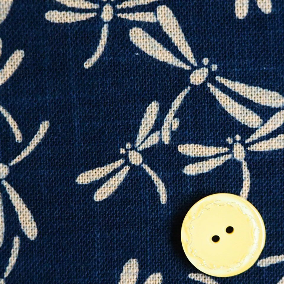 和柄 生地 布 藍染め調 ムラ糸 捺染プリント とんぼ KP7090−26A紺色 JAPAN FABRIC...