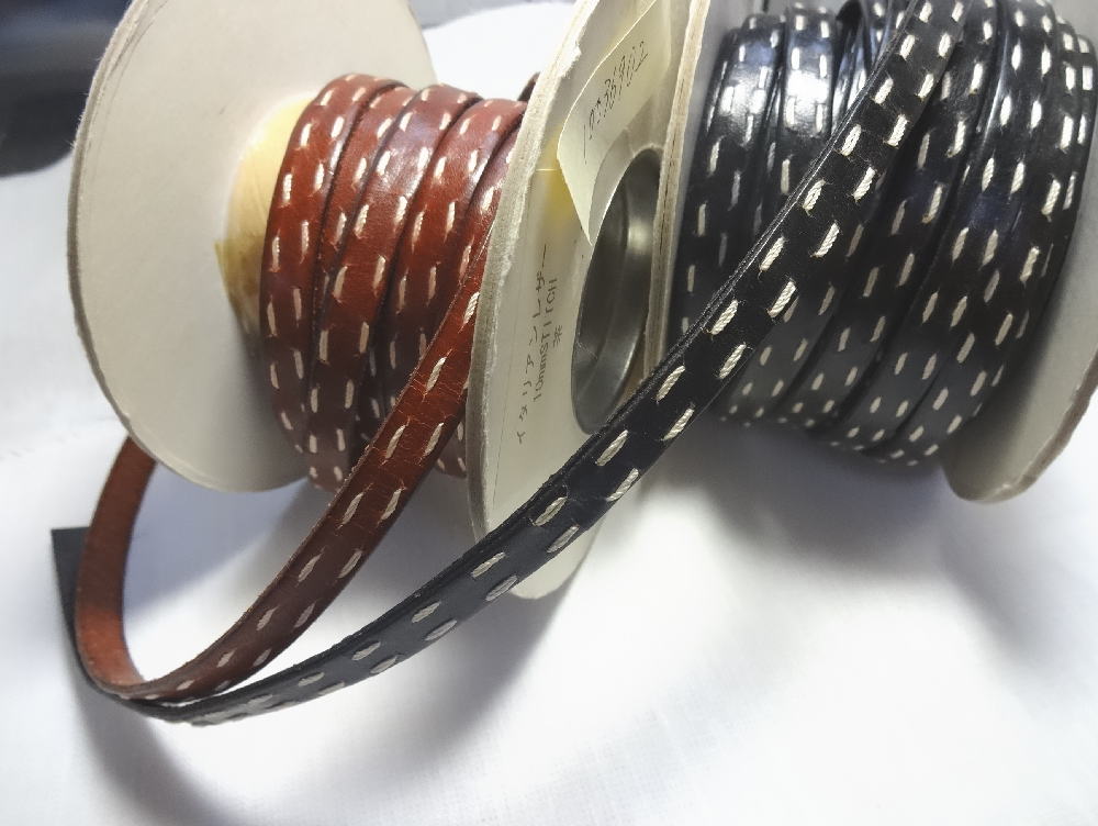 イタリアンレザー STITCH本革　約10mm巾
