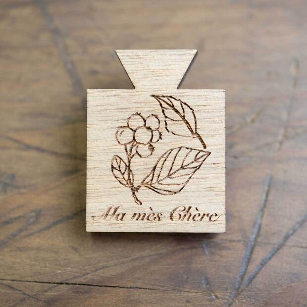 【木tch】クルミの木・ブローチ happy brooch（幸せのブローチ）