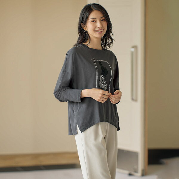 Tシャツ トップス レディース おしゃれ 秋冬 ミセス シニア ファッション 40代 50代 60代 70代 スパンコール使いプリントTシャツ kyo-tsu-10113824 京都通販 ミセスのファッション館 サンプル画像3