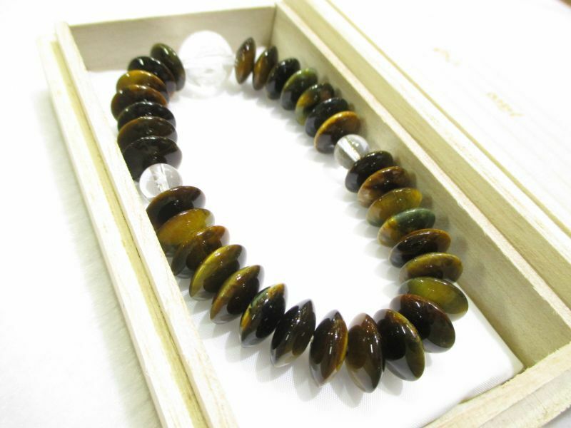 パワーストーン・京都/【八尊仏梵字(不動明王・勢至菩薩・虚空蔵菩薩・大日如来・普賢菩薩・文殊菩薩・千手観世音菩薩・阿弥陀如来)】彫刻【本水晶】【そろばん珠二色(青・茶)タイガーアイ】数珠ブレスレット【伏見の京屋】