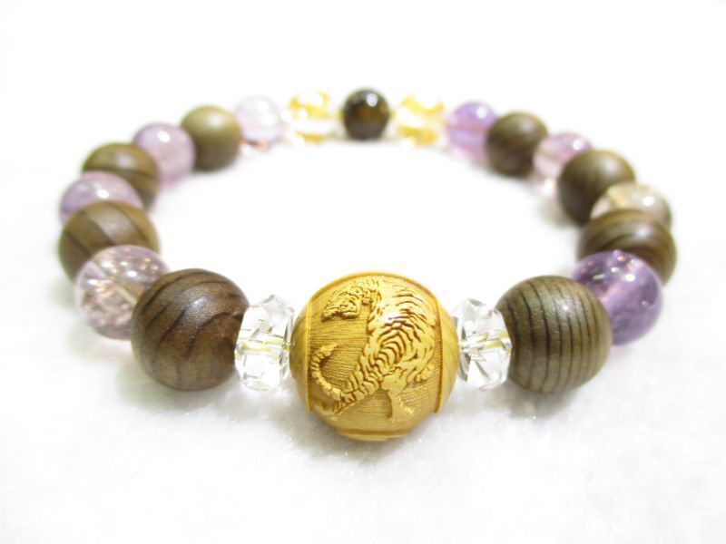 パワーストーン・京都/【宇宙と地球のパワーコラボ】【パラサイト隕石】【虎嘯風生】【陰陽生太極・太極生五行】彫刻【柘植】【守護梵字(八尊仏)】【神代杉 】【本水晶】【アメトリン】ブレスレット【伏見の京屋】