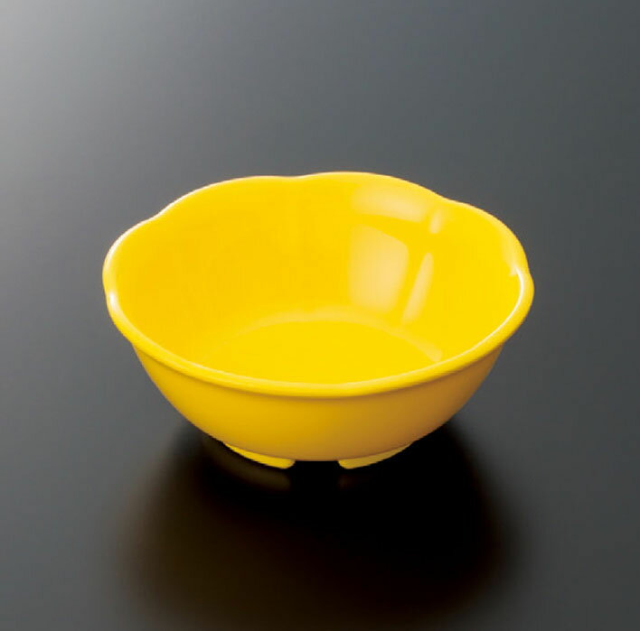 メラミン 彩(いろどり) 花形小鉢 イエロー (φ96×H36mm・90ml) [M-126Y] スリーライン業務用 食器 割れにくい 丈夫 プラスチック 樹脂製 丸小鉢 小鉢 小付 丸鉢 箸休め 漬け物 副菜 器 椀 碗