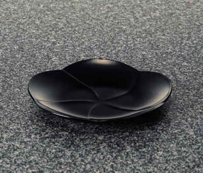 メラミン 和風食器アイテム 梅型皿・小 黒 (125×15mm) マンネン/萬年 業務用 プラスチック製 メラミン製 樹脂製 和食器 菓子皿 銘々皿 取り皿
