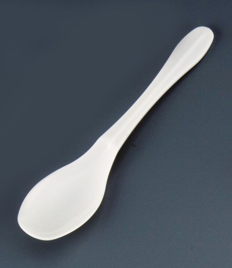 【個包装・250本入】150mm 使い捨てスプーン 白袋入 150IV(250本入)(1-0997-1501)