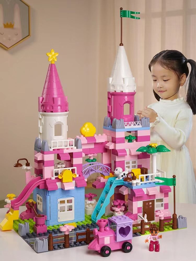 ブロック おもちゃ プリンセス キャッスル お城 レゴ 互換 LEGO 女の子 知育 教材 クリスマス プレゼント 240pcs多機能知育玩具 適用年齢14歳以上送料無料