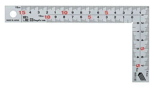 新潟精機SK日本製シルバー曲尺銀龍快段目盛厚手広巾15cmMT-15KD