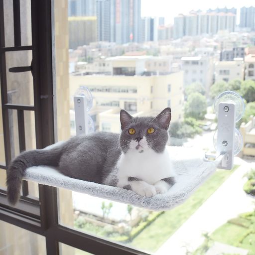 行動 🐱【猫窓用ハンモック】:高いところが大好きな猫ちゃんに設計した、吸盤タイプ式猫窓用ハンモック、調節簡単でどこでも自由に設置可能です。吸盤タイプなので猫ちゃんの成長に合わせて高さを変えられ、お気に入りの場所が更に刺激的に。安定感にもご心配なく、耐荷重15KGです。 🐱【省スペースの猫ベッド】:窓ガラスに吸盤を取り付けるだけで利用できる猫専用ハンモック、猫タワーや普通の猫ベッドより全然場所とらず、室内のスペースを節約できる猫 ウィンドウ ベッド。猫用ハンモックは、使わないときは折りたたんで収納できるので、場所を取らず、カーテンの邪魔になりません。 🐱【お手入れ簡単&amp;使用寿命が長い】:猫ハンモックには3種類の生地があり、A-通気性メッシュ、B-プラッシュ生地、C-細かいフランネル、季節や天気に合わせて選ぶことができます。マット部分は外して水洗い可能なので、汚れたら,簡単に洗濯でき、いつでも清潔を保てるので、長持ちできる猫はんもっく窓用。 🐱【取り付け簡単】:吸盤で取り付け簡単、高さ調節が可能!窓ガラスに強力吸盤をぴたっと貼り付けるだけで簡単に組み立てできる猫専用テラスです。