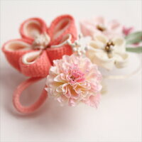 装いに清楚さを添える可憐な草花の髪飾り大・小2個セット/華やか/かわいい/ガーリー