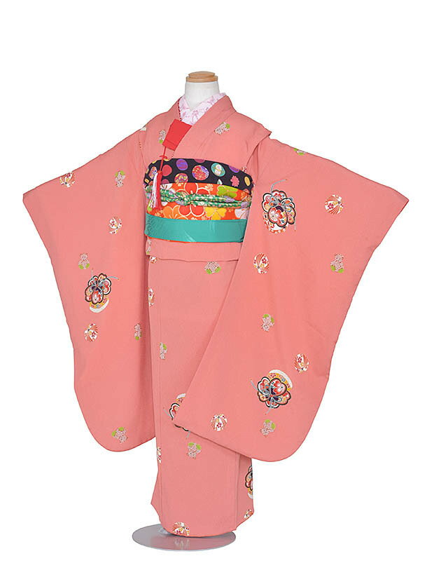 商品情報素材化繊サイズ■身丈:134cm 肩裄54cm 袖丈:76cm※標準サイズに調整済です。※簡単なサイズ調整(腰紐にて)が必要な場合があります。※小物はこちらでコーディネートさせて頂きます。身長115cm~125cm掲載画像について実際の商品になるべく近い色を再現しておりますが、お客様のご覧になっているモニターや環境により、実際の色・質感等が若干異なる場合がございます。ご容赦下さいませ。コーディネートについて※小物は着物に合わせてコーディネートさせて頂きます。帯当該商品の帯は本格的な帯結びができる『袋帯』となっております。（結び帯・作り帯ではありません） 着付けの際は、美容室や着付経験者などへ依頼されることをおすすめします長襦袢袖なし長襦袢【レンタル】七五三レンタル 着物 7歳着物レンタル 753レンタル(7歳女児）フルセット 女の子 七歳 着物 ベア 七五三レンタル ピンク7歳女の子 753 七五三 子供 七五三 着物 7歳 レンタル お正月 新品足袋プレゼント 往復送料無料 【レンタル】七五三レンタル 着物 7歳着物レンタル 753レンタル(7歳女児）フルセット 女の子 七歳 着物 ベア 七五三レンタル ピンク7歳女の子 753 7歳 お正月 足袋プレゼント 送料無料 【レンタル】ちりめん生地にかのこ模様のベアがかわいい！ 無地感覚のお着物に小さな和柄がポイント！ 素敵なお着物で楽しい七五三をお迎え下さい。 ご利用日の2日前にお届けします。3