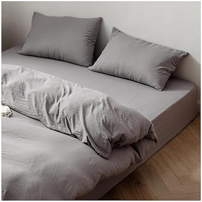 ボックスシーツ セミダブル ベッドカバー 【洗いざらし & 超柔らかタイプ】 抗菌防臭 吸水速乾 丸洗いOK オールシーズン シーツ マットレスカバー べっとかばー 肌に優しい ベッド/マットレス/敷き布団対応(セミダブル グレー)ブランド色グレーモデルMFSX-B120-GY商品説明【商品概要】【洗いざらし & 超柔らか肌触り】弊社のボックスシーツ（ベッドカバー）は生地にピーチスキン加工を施しました。きめ細やかな起毛により柔らかくなめらかな風合いはまるで桃の肌に包まれるような肌触りをお楽しみいただけます。また、水洗い加工で自然なやわらかさに仕上げました。普通のピチスキンシーツより柔らかくて、毛玉やほつれができにくく、静電気も少ないため、初めて使った夜もまるで何年も愛用してきたような肌触りでまるで気持ち良い！【吸水速乾 & 0秒吸水】ボックスシーツは吸水速乾機能で汗をかいてもすぐに吸い取り、すぐに乾きます。サラッとした肌触りでベタつきません。快適に眠ることができます。乾きやすく、シワになりにくい素材なので気軽に洗っていつでも清潔にお使いいただけます。【超便利な機能＆取り付けラクラク】当ベットカバーは全周囲ゴム付け、着脱簡単、マットレスの角をピッタリ包みます、ベッドマットレス用/敷く布団に、いろいろ使えます、寝相が悪くても大丈夫です。お手入れが簡単な為忙しい主婦の強い味方。一人暮らしの方やお手入れが面倒な方にもおすすめです。【通気性抜群＆オールシーズン使える】水洗い加工で普通のベッドシーツと比べ、優れた吸湿性と通気性で、汗でもベタつかないサラサラ感を保ちます。ムレにくく、春夏秋はサラサラ、冬は暖かくて1年中快適にお休みいただけます。 丁寧に織り上げることにより、耐久性にも優れたしっかりとした生地に仕上がりました。【抗菌防臭】毎日、素肌に触れるものだからこそ、抗菌防臭加工を施しています。お肌の敏感な方やお子様にもご安心に使用できます。【丸洗いOK＆お手入れ簡単】ご自宅の洗濯機で丸洗いが可能、いつでも清潔に使えます。洗い替え用2枚以上のご購入をお勧めします。乾きやすい生地なのも嬉しいポイント！【仕様】単品　ボックスシーツ セミダブル　サイズ：120X200×マチ30cm　360°全周囲ゴム【商品説明】【商品詳細】商品種別：ボックスシーツ商品名：ボックスシーツ セミダブル ベッドカバー 【洗いざらし & 超柔らかタイプ】 抗菌防臭 吸水速乾 丸洗いOK オールシーズン シーツ マットレスカバー べっとかばー 肌に優しい ベッド/マットレス/敷き布団対応(セミダブル グレー)製造元：商品番号：MFSX-B120-GY商品内容：ボックスシーツ・セミダブル色：グレー【当店からの連絡】