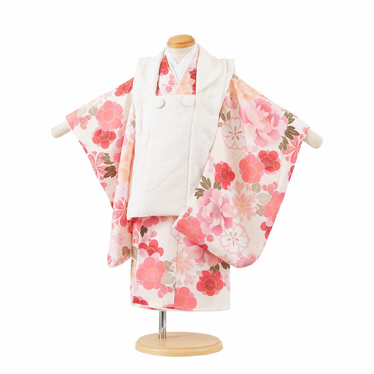 ※その他、ご要望などございましたら後に発信されますメールにご記載下さい。 ※キャンペーン対象外の商品もございますので、ご確認ください。 ※キャンペーンは不定期に変更となります。 ご注文時でのキャンペーン適用とします。ご了承くださいませ。着物レンタル/女の子 2歳 被布 /753/七五三レンタル ★レンタル内容★ 着物・被布コート・袖なし襦袢・草履・巾着・髪飾り・腰ひも（2本）・足袋（プレゼント） ※下着（肌襦袢）は入っておりません。キャミソールやU首半そでシャツをご用意ください。 ★商品番号 3AP2208 ★サイズ 適応身長：80～90cm ■身丈：68cm ■肩裄：37cm ■袖丈：51cm ■被布コート丈：46cm ※標準サイズに調整済みです。 ※簡単なサイズ調整が必要な場合があります。 ※総柄のため、写真と柄の出方が異なることがあります。 ★商品詳細 素材：化繊 ★レンタル内容 着物・被布コート・袖なし襦袢・草履・巾着・髪飾り・腰ひも（2本）・足袋（プレゼント） ※小物はこちらでコーディネートさせて頂きます。 ※箱タイプでの配送となります。 ※下着（肌襦袢）は入っておりません。キャミソールやU首半そでシャツをご用意ください。 ★レンタル期間　最大3泊4日！ レンタル期間はご利用日の2日前から3泊4日となります。 （ご利用日の1日前お届けの場合は、2泊3日となります）。 ※ご返却はご利用日当日～翌日15時までに、ヤマト宅急便取り扱いのコンビニ（セブンイレブン・ファミリーマート・デイリーヤマザキなど）か、クロネコヤマト営業所で同封の着払い伝票で発送の手続きをお願いします。 ※返却が遅れますと1日につきお衣装代の10％が延長料金として追加になりますので返却日はお守りください。返却が遅れる場合は必ずご連絡をください。 ★ご注文について※カレンダーをご確認ください 楽天では、カレンダーが「×」でもご注文は可能ですが、予約をお取りすることは出来ません。 ご利用日が「○」の商品からご注文下さい。 ※ご予約の確定は「【京都ちりめんや】ご予約を確定致しました。」メールにてお知らせいたします。 ※カレンダー反映までに少しお時間がかかりますので、その間に先約が入られている場合もございます。ご了承ください。 ※オプション追加やキャンペーン割引は「【京都ちりめんや】ご予約を確定致しました。」で金額訂正をしてお知らせいたします。 ※予約は1年先の発送日まで可能です。 ※利用日が違うご注文は別々にご注文ください。またご利用日やお届け先が違う場合は「きょうだい割引」や「ママ得割引」などはキャンペーン対象外になります。 ★注意事項 ※次に該当する場合「セーフティプラス」の適用はございませんので、お気を付けください。別途料金をご請求させていただきます。 ・タバコの焦げ跡、香水やヘアースプレーなどによる著しい汚れ・破損。 ・紛失の場合。 ・袴の裾直し・破れなどの商品として修復不可能な場合。 ★備考 ※掲載画像について実際の商品になるべく近い色を再現しておりますが、お客様のご覧になっているモニターや環境により、実際の色・質感等が若干異なる場合がございます。 ※環境問題（Eco/エコ）を考え、お買い上げ明細はご希望の方のみ発行致しております。ご希望のお客様はお手数ですが、備考欄にお知らせください。 着物レンタル/七五三レンタルの「京都ちりめんや」では、 お子様の晴れの日を祝う、お宮参りの産着（初着・熨斗目・掛け着物） ブランド産着・七五三の着物等、豊富な品揃えで、みなさまをお待ち申し上げております。