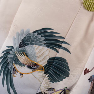 【レンタル】七五三 3歳 男の子 5-86 白地 鷹 被布 着物 レンタル アンティーク レトロ モダン おしゃれ 古典 レンタル 男児 七五三 3歳 子供 きもの 被布セット 和装 お祝い 3才 男児 数え年 被布コート かわいい 京都 貸衣装 記念 新品足袋プレゼント 往復送料無料 3