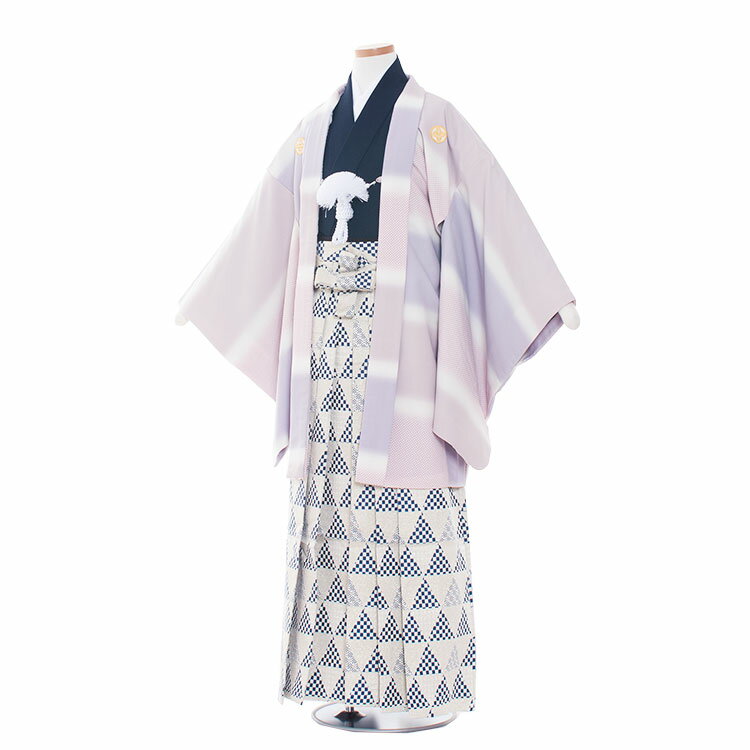 ※その他、ご要望などございましたら後に発信されますメールにご記載下さい。 ※キャンペーン対象外の商品もございますので、ご確認ください。 ※キャンペーンは不定期に変更となります。 ご注文時でのキャンペーン適用とします。ご了承くださいませ。着物レンタル/ジュニアの着物/お宮参りレンタル ★レンタル内容★(こちらの商品はかんたん着付け仕様です) 羽織・着物・袖なし襦袢・袴・羽織紐・草履・足袋・えり芯・サスペンダー ※ビーズ・チェーン・小物は当店でコーディネートさせて頂きますので、写真の商品と異なる場合がございます。※下着（肌襦袢）は入っておりません。U首半そでシャツをご用意ください。※箱タイプでのお届けとなります。 ★商品番号 3AQ1565 小学校かんたん着付け（男の子） ★サイズ ＜こちらの商品はかんたん着付け仕様です＞ 適応身長：150～155cm 肩裄：68cm 袖丈：57cm（羽織） 袴丈：紐下85cm（おへそからくるぶしまでの長さです。） ※袴丈を必ずご確認ください。 ※袴丈のサイズ直しはしないでください。 ★商品詳細 こちらのお衣装はご家庭でもかんたんに着付けていただけるようにアレンジいたしました。 素材：化繊 ★レンタル内容 こちらのお衣装はご家庭でもかんたんに着付けていただけるようにアレンジいたしました。 羽織・着物・長襦袢(袖なし)・袴・羽織紐（ビーズ）・草履・足袋・えり芯・サスペンダー ※ビーズ・チェーンなどの小物は当店でコーディネートさせていただきますので写真の商品と異なる場合がございます。 ※こちらの商品の長襦袢は、袖なしタイプになります。 ※肌襦袢は付属いたしませんので、U首のシャツなどの肌着をご用意下さい。 ※箱タイプでのお届けとなります。 ★レンタル期間　最大3泊4日！ レンタル期間はご利用日の2日前から3泊4日となります。 （ご利用日の1日前お届けの場合は、2泊3日となります）。 ※ご返却はご利用日当日～翌日15時までに、ヤマト宅急便取り扱いのコンビニ（セブンイレブン・ファミリーマート・デイリーヤマザキなど）か、クロネコヤマト営業所で同封の着払い伝票で発送の手続きをお願いします。 ※返却が遅れますと1日につきお衣装代の10％が延長料金として追加になりますので返却日はお守りください。返却が遅れる場合は必ずご連絡をください。 ★ご注文について※カレンダーをご確認ください 楽天では、カレンダーが「×」でもご注文は可能ですが、予約をお取りすることは出来ません。 ご利用日が「○」の商品からご注文下さい。 ※ご予約の確定は「【京都ちりめんや】ご予約を確定致しました。」メールにてお知らせいたします。 ※カレンダー反映までに少しお時間がかかりますので、その間に先約が入られている場合もございます。ご了承ください。 ※オプション追加やキャンペーン割引は「【京都ちりめんや】ご予約を確定致しました。」で金額訂正をしてお知らせいたします。 ※予約は1年先の発送日まで可能です。 ※利用日が違うご注文は別々にご注文ください。またご利用日やお届け先が違う場合は「きょうだい割引」や「ママ得割引」などはキャンペーン対象外になります。 ★注意事項 ※次に該当する場合「セーフティプラス」の適用はございませんので、お気を付けください。別途料金をご請求させていただきます。 ・タバコの焦げ跡、香水やヘアースプレーなどによる著しい汚れ・破損。 ・紛失の場合。 ・袴の裾直し・破れなどの商品として修復不可能な場合。 ★備考 ※掲載画像について実際の商品になるべく近い色を再現しておりますが、お客様のご覧になっているモニターや環境により、実際の色・質感等が若干異なる場合がございます。 ※環境問題（Eco/エコ）を考え、お買い上げ明細はご希望の方のみ発行致しております。ご希望のお客様はお手数ですが、備考欄にお知らせください。 着物レンタル/七五三レンタルの「京都ちりめんや」では、 お子様の晴れの日を祝う、お宮参りの産着（初着・熨斗目・掛け着物） ブランド産着・七五三の着物等、豊富な品揃えで、みなさまをお待ち申し上げております。