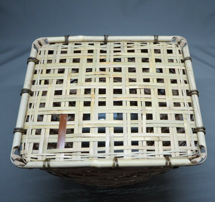 正規品直輸入】 京竹芸師 紙箱入 仙叟好写 置き篭花入 手なし宗全篭 細垣礼子 edc.com.pe 正規品直輸入】 京竹芸師 紙箱入 仙叟好写 置き篭花入 手なし宗全篭 細垣礼子 edc.com.pe