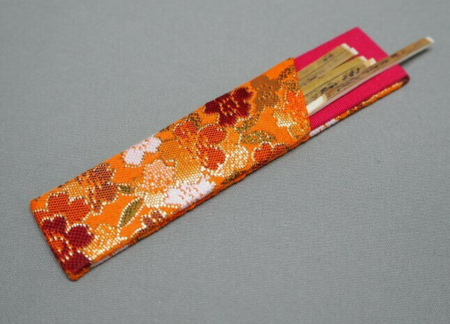 爪楊枝差し　朱色　桜金襴（O）　京都製