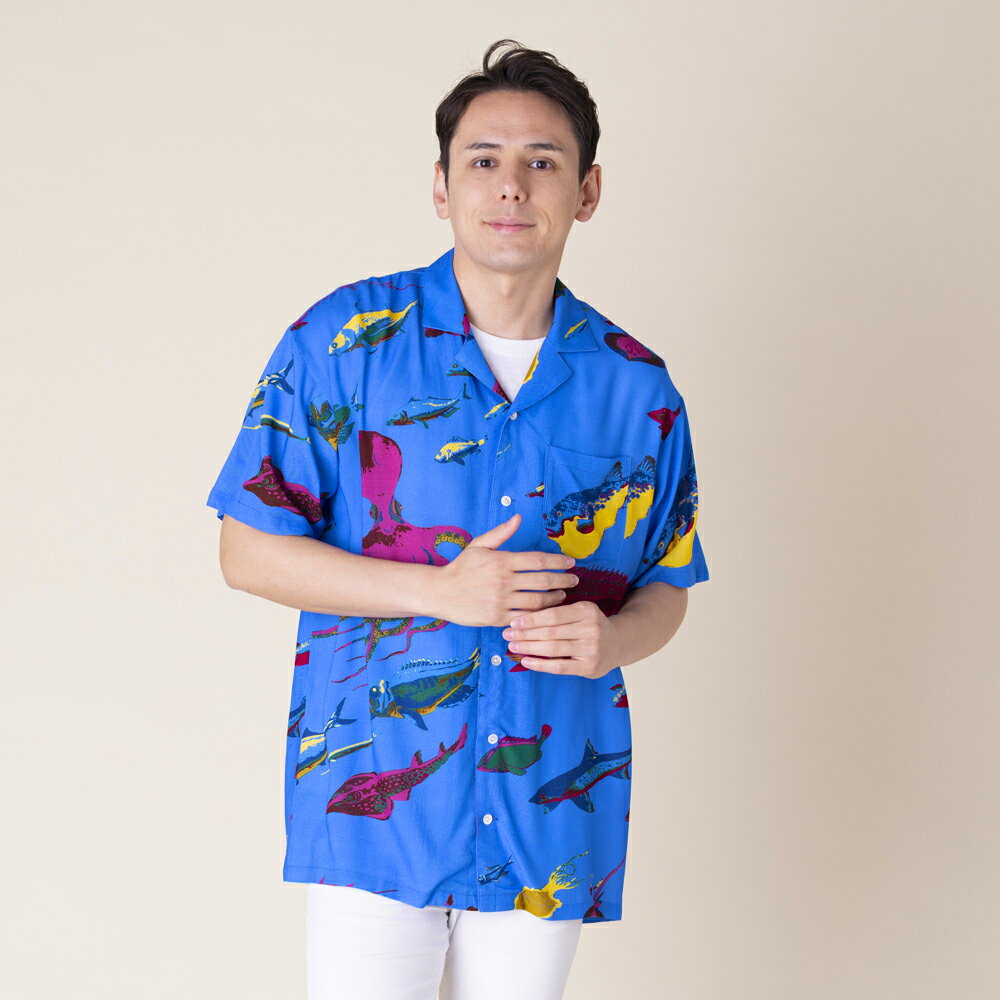 レーヨン100％の肌ざわり抜群！伊藤若冲の魚柄がアロハになりました！爽やかなタコがオシャレなブルー..