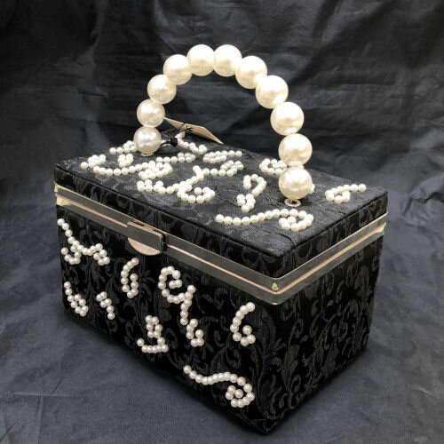 草履バッグセット ブラック パールビーズ サテン織り ボックス型 フリーサイズ 持ち手パール 撥水加工 黒色 振袖用 フォーマル 2枚芯 成人式 結婚式 卒業式 袴 振袖 訪問着 ゾウリバッグ ぞうり バッグ 草履 ゴージャス FIVE SENSES 和装バッグ 送料無料