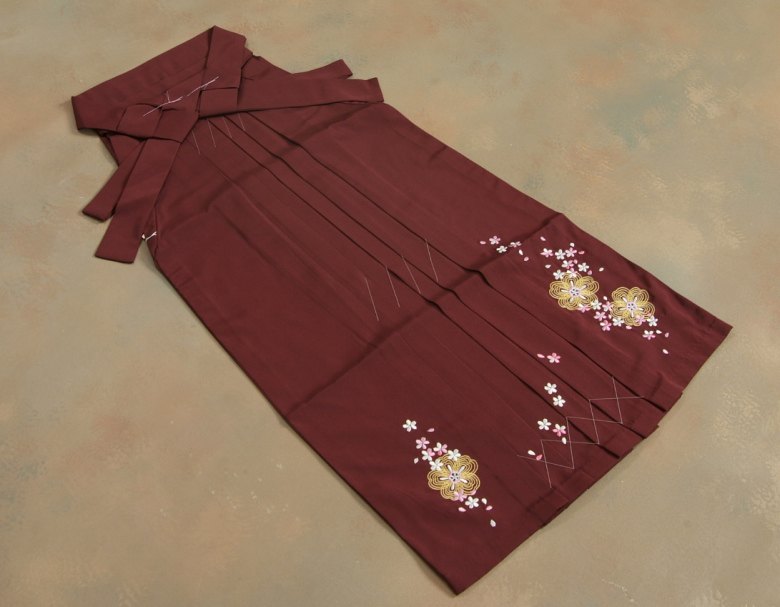 卒業袴 卒業式 袴単品 エンジ色 陽気な天使ブランド 桜輪花びら刺繍使い へら付き 販売品