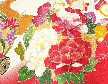 お宮参り着物 正絹女児初着 赤色 金彩絵巻 手描き 手染め 純国産生糸使用 浜ちりめん生地 桐箱付き 日本製