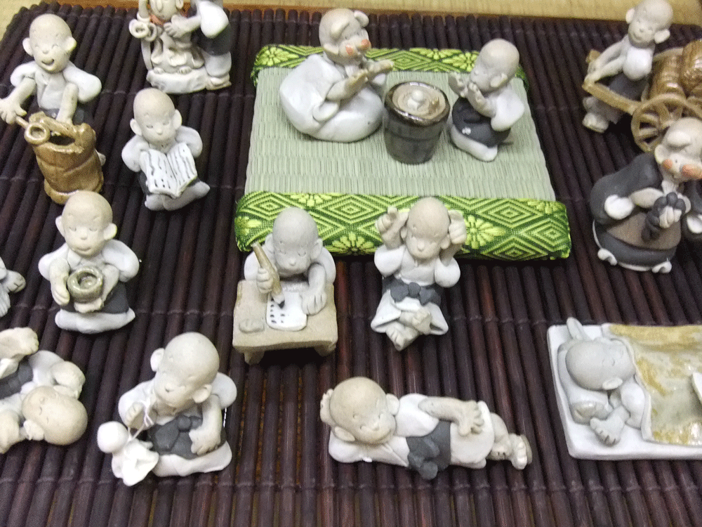 （和雑貨）手作りの陶人形 和尚さん 墨磨り 学習教材 教材 2