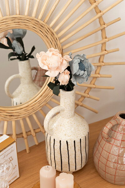 フラワーベース 高さ27.5cm アイボリー 花瓶 花びん フラワースタンド 北欧 おしゃれ シンプル 艶 陶器製 和モダン モダン レトロ ベーシック かわいい 大きめ 取っ手付き ストライプ ボーダー スリム 直送品 東谷 CLY-73IV [3]
