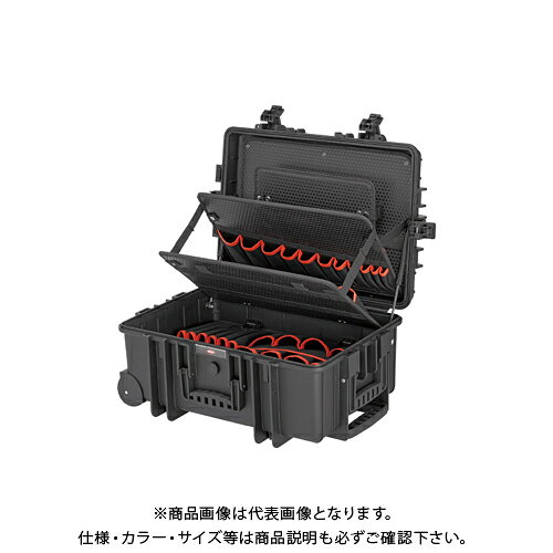 【メーカー】 ●KNIPEX社 【特長】 ●耐衝撃性のあるポリプロピレン製のケースです。 ●防塵、密閉、防水、空気孔バルブ付。 ●ツールパネルには54のツールポケットと94のツールループがついています。 ●ロック可能なボトムトレイは、アルミニウム仕切りシステムで個別に分割可能。 ●エルゴノミーに配慮した2コンポーネントハンドル。 ●滑りのよいローラー(X2)、伸縮ハンドル付き。 【仕様】 ●品番：002137LE ●外寸(W×H×D)：609×263×428mm ●内寸(W×H×D)：540×229×364mm ●耐荷重：35kg ●耐熱温度：-30〜80℃ ●容量：45L ●質量：10800g