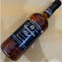 ハイラム・ウォーカー社が、伝統技術の粋を集めて、1986年にブレンドした香りひときわ高いウイスキーC.C.ブラック。 熟成年数は、8年。180l以下の小さなオーク樽のみ貯蔵するC.C.の原酒は、熟成が深く、充実したコクをもたらします。[洋酒][カナディアンウイスキー][JAN: 80686817093]