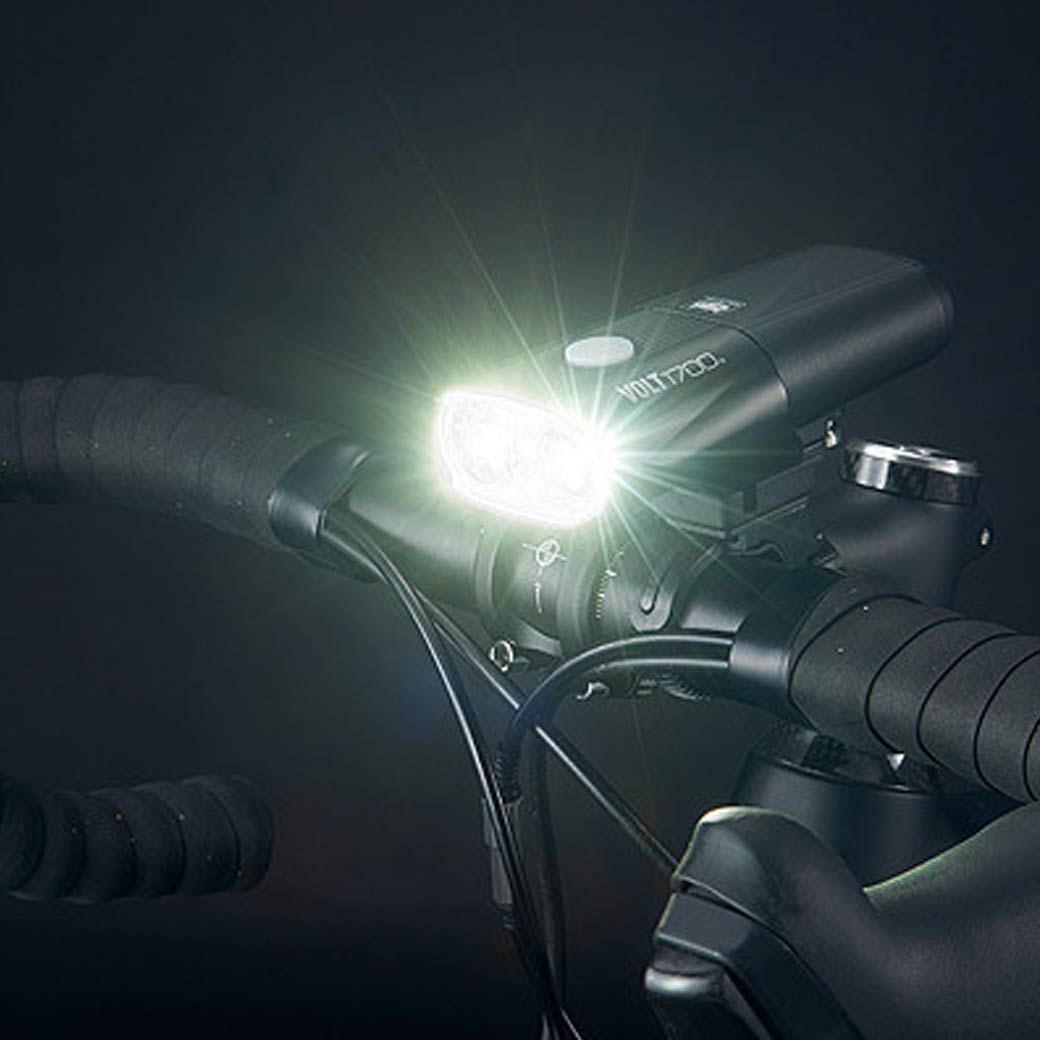 CATEYE キャットアイ 自転車用 前照灯 HL-EL1020RC VOLT1700 ボルト1700 LED 自転車 ライト フロントライト USB充電 ガンメタxブラック/ホワイト/レッド/シルバー/グロスブラック 自転車の九蔵 あす楽