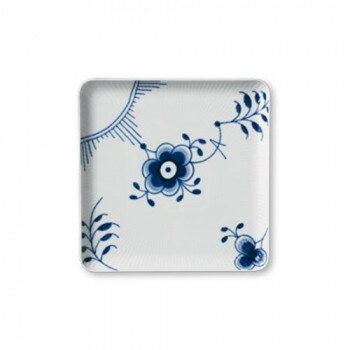 おすすめ新鮮な印象のスクエアディッシュ。和食、洋食問わず、様々なお料理にお楽しみください。ギフトにもおすすめです。サイズ20×20cm個装サイズ：22×21×4cm重量個装重量：700g素材・材質ポーセリン仕様食洗機可電子レンジ可生産国タイ...