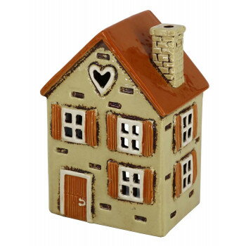 ヨーロッパの雰囲気を楽しむランプシェードヨーロッパの街並みがとっても素敵なキャンドルハウス。やさしいカラーで、お部屋のインテリアにしっくりなじみます。キャンドルや別売りのLEDキャンドルを灯すと、小窓から光がこぼれてあたたかい雰囲気を演出してくれます。サイズW115×H165×D85mm個装サイズ：13.0×18.0×10.0cm重量個装重量：780g素材・材質陶器生産国中国fk094igrjs