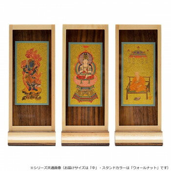 仏壇内の小スペースを有効活用したスタンド型の掛け軸滑りにくいように、底面にフェルトを貼っています。サイズ奥行26×幅68×高さ210mm個装サイズ：30.0×20.0×15.0cm重量450g個装重量：650g素材・材質本体:無垢・メラミン...