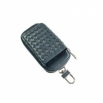 iQOSとiQOS専用タバコが入るケースです。カラビナ付きで、ジーンズやカバン等に引っかけられます。サイズ約横60×縦120×マチ20mm、タバコ入れ部分:約横55×縦80×マチ18mm個装サイズ：5.2×14.4×11.1cm重量個装重量：88g素材・材質本革生産国中国fk094igrjs