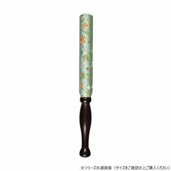 可愛らしい花柄の「りん棒」可愛らしい花柄の「りん棒」です。サイズ15×15×138mm個装サイズ：30.0×20.0×15.0cm重量19g個装重量：650g素材・材質本体:縞黒檀生地:ポリエステル100%生産国日本fk094igrjs
