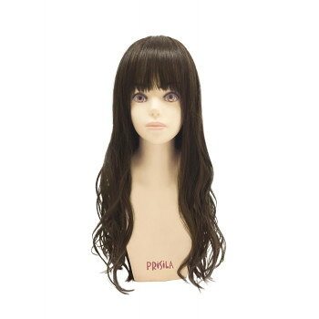 お手軽にイメージチェンジ♪透き通るような儚さ!ゆったりウェーブロング。自毛をまったく見せずにスッポリかぶる「かつら」タイプのウィッグ。【耐熱】耐熱温度180度、コテやカーラーで巻く場合は同封の取扱説明書をご覧ください。※130〜150度くらいが適正温度です。【耐熱ファイバーの性質】耐熱ファイバーは熱が冷めたときに型が定着する性質です。ヘアアイロン等を外して、型を固定した状態のままクールダウンさせてください。【返品・交換について】以下の場合は返品・交換をお受けできません。1.お客様の不注意により破損、不足、汚損した場合2.お客様都合の場合(例:注文間違い。色、デザインが気に入らない。また思っていたものと違う場合など。)3.上記「返品・交換対象」に該当するものであっても商品到着後8日以内にご連絡がなかった場合、また一度でも使用された場合※商品が届いたらすぐに内容をご確認ください。ウィッグは直接肌に着けるものであるため、開封・未開封に関わらず不良品以外の返品・交換はお受けしておりません。(お求めの際はよくご確認の上ご購入をお願い致します)サイズ個装サイズ：8×23×14cm重量個装重量：250g素材・材質【新ファイバー・伸縮キャップ】国内メーカー製耐熱ファイバー100%仕様つむじから前:約21cmつむじから後:約57cm人工スキン:有自毛をまとめるオールウィッグネット(黒)付属ウィッグのタイプ:オールウィッグ(フルウィッグ)生産国中国fk094igrjs